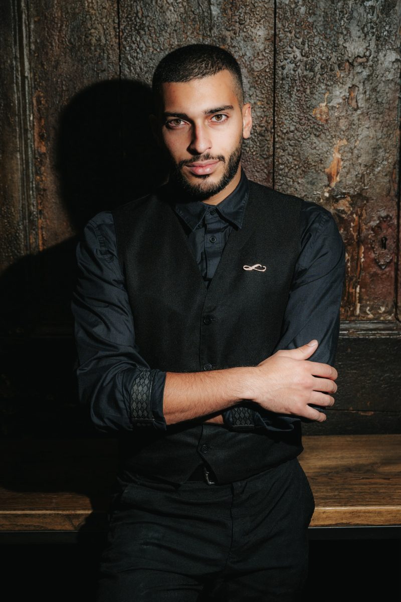 Alessandro Mengoni-Head Bartender