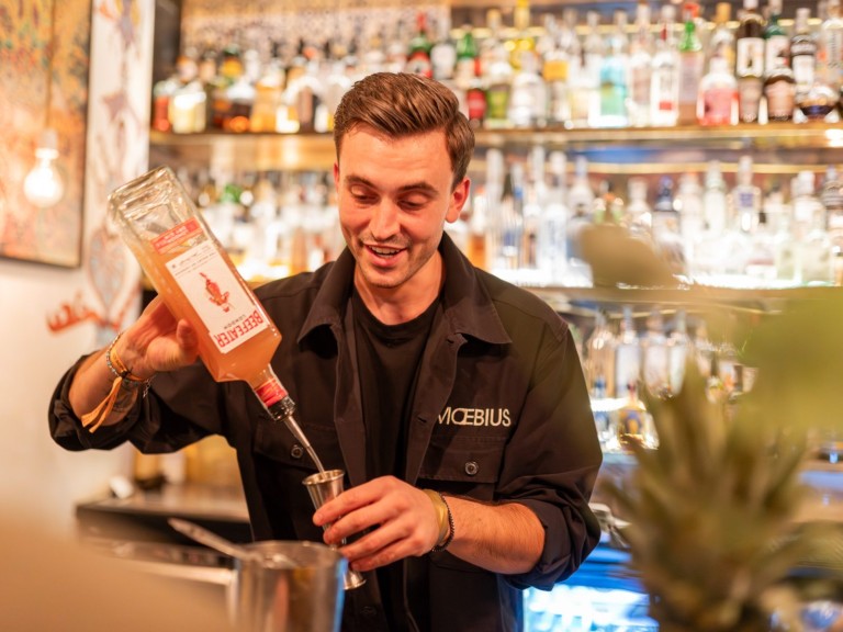 federicoruggeri_E25_Dom19_bartender_gattiere-07480